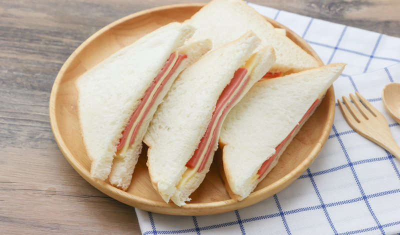Illustration for article titled The case for cold cuts as America's saddest sandwich